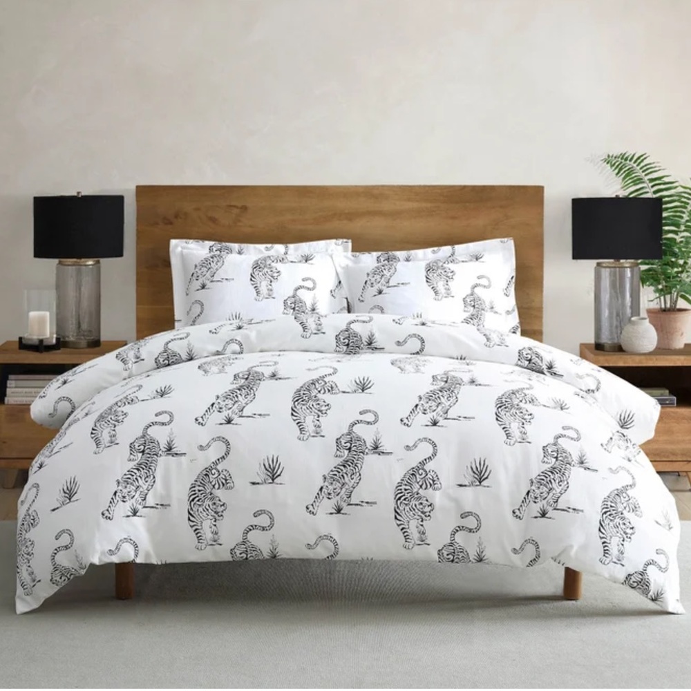 Haven Lane Tiger 3-piece Comforter Set